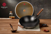 WANGYUANJI Cast Iron Wok 14.2/12.6 Inch Large Stir Fry Pan with Lid and Wooden Handle Round Bottom Uncoated Healthy Cooking Pot Compatible with All Stovetops and Gas Ranges